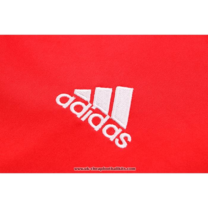 Tracksuit
 Bayern Munich 2022-2023 Short Sleeve
 Red
 - Shorts
